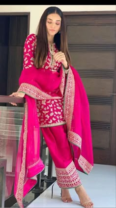 Sadia Khan, Pakistani Suit, Pakistani Fashion Casual, Beautiful Pakistani Dresses