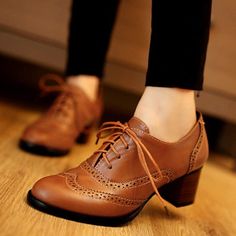 Vintage Style Heels, Brogue Shoe, Oxford Pumps, Boots For Short Women, Short Boot, Womens Pumps, Shoes And Sandals, Oxford Heels, Brogue Shoes