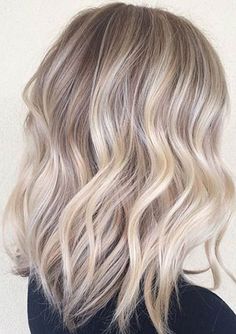 ash-blonde-ombre Sand Hair, Bob Lung, Casual Curls, Trendy We Fryzurach, Long Bobs, Color Rubio, Blond Balayage, Balayage Blonde, Human Hair Color