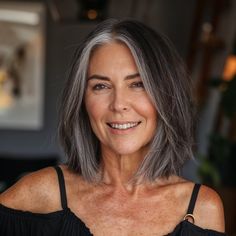 Grey Hair Transformation, Grey Hair Inspiration, Salt And Pepper Hair, Transition To Gray Hair, Blending Gray Hair, Gray Hair Highlights, Grey Hair Color, Grey Hair, Hair Transformation