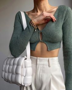 Missguided Outfit, Cute Winter Outfits, Cowl Neck Top, Printed Jeans, Fancy Pants, Style And Grace, Cropped Hoodie, Autumn Winter Fashion, Bottega Veneta