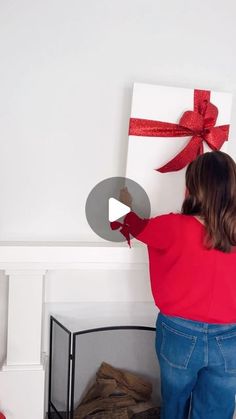 Jeanna Crawford on Instagram: "The how-to DIY you have all asked for!   There are a few steps that really make it look like art. ✨  🎁 Cross strap placement - center it, have it off to the side, shake it up and have the corners ribboned off… Whatever you choose, make sure you’re straight and tight.   🎁A gallery wrap canvas is perfect because you can staple right into the frame. Don’t want something extra in your home - wrap a gallery canvas you have with gift wrap - upholstery style - then add your bow and enjoy the same look.   🎁 The wire where the bow is going is important- that pinch, pleat and pucker is where it’s at!!!   🎁 I’m giving you permission to use your staple gun. You’re not going to hurt anything. I use 1/4 inch staples for all things. ALL THINGS 👏🏻  Now taking requests… Diy Christmas Yard Decorations, Christmas Wrapper, Frame Ribbon, Bows Diy Ribbon, Diy Wrap, Christmas Yard Decorations, Like Art, Christmas Things