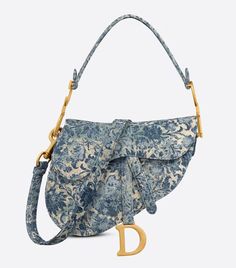 Tas Lv, Blue Dior, Best Designer Bags, Dior Saddle, Christian Dior Fashion, Maria Grazia Chiuri, Christian Dior Couture, Maria Grazia, Pretty Bags