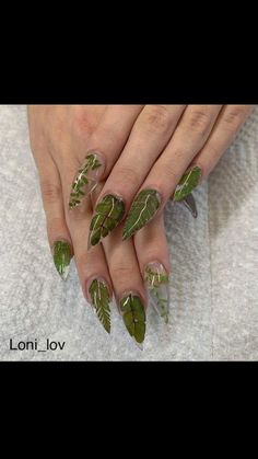 Cottagecore Nails, Ivy Nails, Leaf Nails, Hilarious Dogs, Nail Design Glitter, Ideas For Nails, Witchy Nails, Laugh Out Loud, Nail Art Ideas