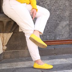 Our Women's Yellow Barefoot Loafers are the perfect choice for fashion lovers who want to make a statement. Made from genuine yellow leather, these shoes are both stylish and practical. The bright yellow color and minimalist design make these loafers a unique choice that will add a pop of color to any outfit. The barefoot shoe design provides a natural feel by allowing your foot to move and flex as it naturally would, while the wide toe box provides plenty of room for your toes to spread out. Th Yellow Loafers Outfit, Yellow Shoes Outfit, Yellow Loafers, Loafer Outfits, Loafers Outfit, Timeless Shoes, Loafer Shoes Women, Shoe Design, Yellow Shoes