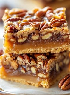 Health meal, low carbs meals, keto meal Toffee Pecan Bars, Chocolate Pecan Bars Recipe, Toffee Pecan Dream Bars, Cake Mix Toffee Bars, Pecan Dream Bars, Pecan Toffee Bars, Dream Bars Recipe, Praline Bars, Butterscotch Pie Recipe