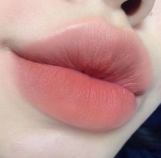 Dark Lip Makeup, Glossy Lips Makeup, Korean Lips, Quotes Pink, Lipstick For Fair Skin, Lipstick Designs, Lipstick Kit, Red Lip Makeup, Lip Makeup Tutorial