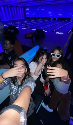 bowling alley, group selfie, selfie ideas, disco, neon, aesthetic, party, 4, grunge, indie, euphoria Bowling Pics Aesthetic, Bowling Party Aesthetic, Bowling With Friends Aesthetic, Bowling Picture Ideas, Bowling Selfie, Bowling Photo Ideas, Neon Aesthetic Party, Aesthetic Bowling Pictures, Group Selfie Ideas