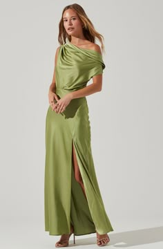 Formal Wedding Dress Code, Autumn Colour Season, Spring Wedding 2023, Beach Formal Wedding, Bridesmaid Green, Bridesmaid Dresses Green, Allison Bornstein, Olive Bridesmaid Dresses, Wedding Guest Inspiration