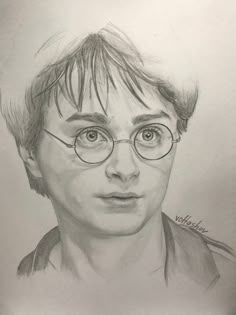 a pencil drawing of harry potter from the harry potters movie, with glasses on