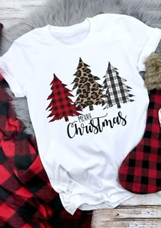 Harajuku Christmas Tree Shirts Easy 30 day return policy Plaid And Leopard, Christmas Clothes, Shirt Making, Christmas Tree Shirt, Christmas Plaid, Christmas Style, Vinyl Shirts, Tree Shirt, Diy Shirt