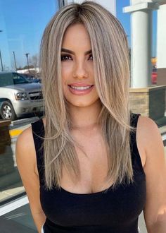 Women's Medium Hairstyles, Straight Middle Part, Ciara Hair, Grey Hair Wig, Shaggy Hairstyles, Cheap Human Hair Wigs, Medium Hair Styles For Women, Hairstyles Straight, Long Human Hair Wigs