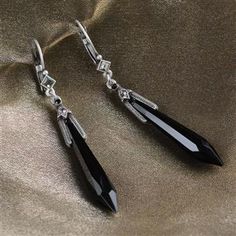 1930s Earrings, Jet Jewelry, Authentic Art, Hematite Crystal, Black Jet, Earrings Art Deco, Deco Earrings, Earrings Art, Sweet Romance