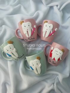 Polymer Clay Dentist, Gifts For Dental Assistants, Dentistry Graduation, Dentist Mug, Dentist Gifts, Doctor Jewelry, Dental Wallpaper, Teeth Doctor, Doctor Dentist