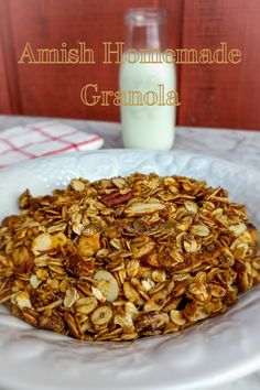 Bowl of granola and cup of milk Granola Cereal Recipe, Easy Homemade Granola, Best Granola, Granola Recipe Homemade, Peanut Butter Granola, Gluten Free Granola