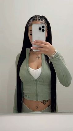 Essentials Hoodie Outfit Women Black, Baddie Tattoos, Quick Weave Hairstyles, Fly Outfit, Cute Lazy Day Outfits, Hair Ponytail Styles, Dope Hairstyles, Lazy Day Outfits