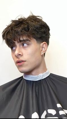 Different & Trendy Undercut Hairstyle Ideas for Men | Every Variation of the Men’s Undercut Hairstyle (Detailed Gallery) Front Fringe Hairstyles Men, Sam Zia Haircut 360, Blowout Fringe Men, Fringe Haircut Men Straight Hair, Fringe Men Hairstyle, Sam Zia Haircut, Men’s Hairstyle Fringe, Tapper Fade Alto, Hair Styles For Men With Straight Hair