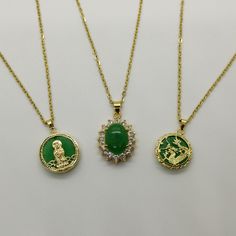 Gold Jade Necklace, Chinese Gold Jewellery, Jade Jewelry Chinese, Jade Aesthetic, Bead Dragon, Jade Necklaces, Jade Jewellery, Jade Necklace Pendant, Chinese Gold