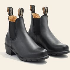 Black Leather Heeled Boots, Women's Style 1671 - Blundstone USA Blundstone Heeled Boot, Blundstone Black, Blundstone Shoes, Dress Boots Women, Womens Casual Boots, Blundstone Boots, Heeled Chelsea Boots, Side Zip Boots, Leather Heeled Boots