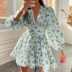 Features: Style:Casual Occasion: Daily Material: Polyester Neckline: V Neck Sleeves: Long Sleeves Pattern: Floral Print Type: Casual Summer Daily Dresses Season: Summer Size Bust Waist Length Unit cm inch cm inch cm inch S 80 31 64 25 81 32 M 84 33 68 27 82 32 L 88 35 72 28 83 33 XL 92 36 76 30 84 33 2XL 96 38 80 31 85 33 3XL 100 39 84 33 86 34 Lace Lanterns, Lace Trim Shorts, Lantern Sleeve Dress, Short Lace Dress, Maxi Robes, Weave Style, Long Sleeve Short Dress, Yoga Shorts, Daily Dress