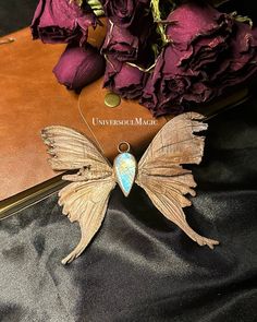 Real electroformed luna moth necklace. This delicate beauty was naturally found and preserved how she was and encapsulated in copper, showing the tatters in the wings from her life in nature and adorned with a flashy rainbow moonstone. I felt it was the perfect pair for a Luna moth with a moonstone!  Details: -Real Luna moth wings -Rainbow moonstone crystal  -Customizable chain length options  -Copper plated and sealed pendant Care Instructions: -Your jewelry has been sealed with a crystal clear tarnish proof coating that will preserve the life of your jewelry and protect against everyday wear and tear -Please do not use any harsh chemicals on your necklace, wipe surface with a soft cloth -Though your necklace has been sealed, it's best to remove before bathing or swimming Luna Moth Wings, Butterfly Ideas, Moth Necklace, Moth Wings, Luna Moth, Moonstone Crystal, Insect Art, Delicate Beauty, Craft Jewelry