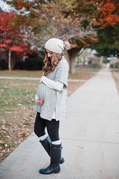 Belly Outfits, Outfit Pregnant, 2nd Pregnancy, Pregnant Mommy, Work Vibes, Pregnant Outfit, Prego Outfits, Pregnancy Fashion Winter, Pregnant Fashion