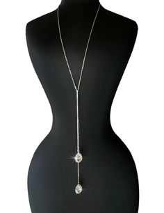 Our lariat chain is a self tie jewelry piece with teardrop crystal charms in silver. This type of jewelry can indeed be worn in various ways, including as a necklace, body chain, bracelets, or anklet, allowing you to style it to suit different occasions and outfits. Size: 47,5” Material: Stainless Steel Stone: Crystal WE OFFER CUSTOM SIZING!!! If you think our jewelry won’t fit you, contact us at marionoboutique@gmail.com and let us know your dimensions. We will tailor our jewelry piece accordin 90s Style Icons, Man Fits, Tie Jewelry, Bad Man, Forearm Tattoo Women, Tattoo Women, Earthy Outfits, Ankle Chain, Jewelry Accessories Ideas