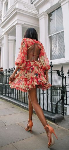 ☆ Long Sleeve Dresses Fall, Looks Pinterest, Moda Chic, Guest Outfit, Fashion Mode, Street Style Outfit, Looks Vintage, Fancy Dresses, Look Fashion