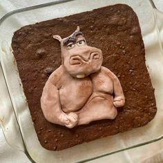 The pastry chef Amanda who goes by the name of “bakingthursdays” on TikTok and Instagram has turned some of our favorite cartoon characters into very buff cake versions of themselves. #cakes #cakestagram #cakesofinstagram #cakesmash #cakesbae #cakeShop #Delicious #deliciousfood #deliciousness #CartoonCharacters #pastry #PastryChef #pastrylife #pastryart #pastryporn #pastrylove #pastrydelights #pastrylover #pastryshop #pastryelite #pastrycheflife Cursed Cake Aesthetic, Funny Cake Fails, Weird Cake Designs, Horrible Cakes, Cake Ideas Funny, Crazy Cake Ideas, Hilarious Cakes, Funny Bday Cakes