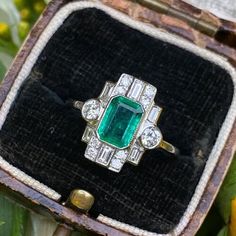 1880s Vintage Antique 2.00 Carat Emerald Diamond Engagement - Etsy Art Deco Engagement Ring Emerald, Emerald Cut Engagement Rings Vintage, Emerald Diamond Engagement Ring, Emerald Ring Engagement Diamond, Unique Fashion Jewelry, Emerald Cut Engagement, Handmade Engagement Rings, Emerald Diamond Ring, Ring Art Deco