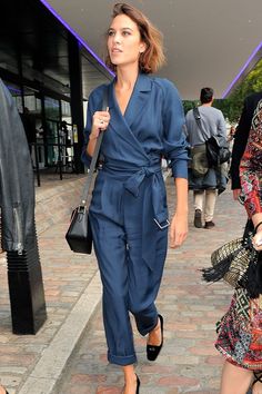 Alexa Chung Style, Alexa Chung, Jumpsuit Fashion, Work Fashion, Outfits Casuales, Moda Fashion