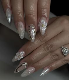 Jelly Flower Nails, Almond Nails Silver, Nail Designs With Gems, Island Nails, October Nails, Smink Inspiration