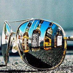 Htc Wallpaper, Ray Ban Wayfarer, Cheap Ray Bans, Ray Ban Outlet, Ray Ban Aviator, Jack Daniels, Hello Summer, Mens Fashion Summer, Sunglasses Vintage