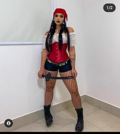 Mary 1, Female Pirate Costume, Pirate Halloween Costumes, Pirate Halloween, Fancy Dress Outfits, Trendy Halloween Costumes, Pirate Woman, Halloween Costume Outfits