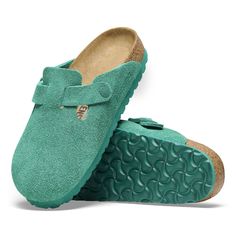 Boston Suede Leather Digital Green | BIRKENSTOCK Green Birkenstock, Birkenstock Boston Suede, White Birkenstock, Winter Shoe Trends, White Birkenstocks, Birkenstock Styles, Boston Clogs, Fall Winter Shoes, Clog Sandals