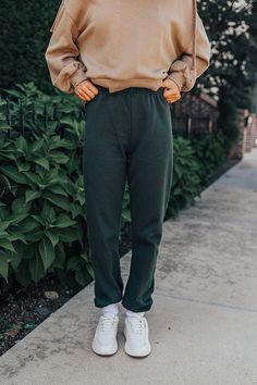 - Go for your goals in these trendy oversized joggers! - Unlined luxe material - An elastic waistline - An oversized silhouette that ends in ankle length elastic banded hemlines Oversized Joggers, Gym Goals, 2025 Fashion, Oversized Silhouette, Women Clothing Boutique, Hunter Green, Fashion Sense, Online Womens Clothing, Boutique Clothing