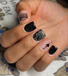 Nails With Rhinestones Black, Short Nails With Rhinestones, Nails With Rhinestones, Overlay Nails, Blue Acrylic Nails, Ombre Acrylic Nails, Nail Art Ombre