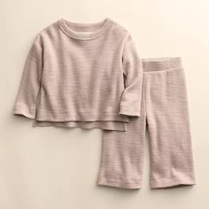 Finish off your little one's wardrobe with this adorable and sustainable relaxed top and wide leg pants set from Little Co. by Lauren Conrad.