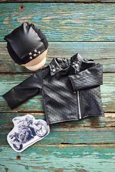 Eco leather jacket with bandana for newborns (2 items). Everything can be purchased separately. A brutal biker/rocker look for a newborn photo shoot. Please note that colors may differ from what you see on your monitor, as monitor screen settings and colors do vary. Thank you for visiting our shop! https://www.etsy.com/shop/Amoove With love, Amoove COPYRIGHT © 2023 Etsy Amoove When copying any object of the Amoove store, we report copyright infringement. Biker Bandanas, Biker Photos, Easter Bunny Outfits, Black Biker Jacket, Rocker Look, Look Rock, Bunny Outfit, Newborn Props, Newborn Photography Props