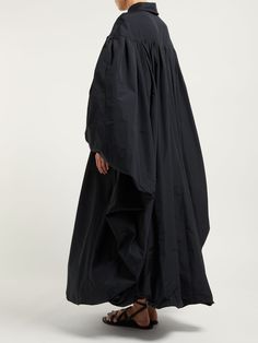 Modesty Outfits, Full Skirts, Fashion Attire, Abayas Fashion, Puffed Sleeves, Minimal Fashion, Kimonos, Muslim Fashion