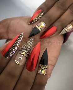 Funky Nail Designs, Queen Nails, Stiletto Nail Art, Nail Colors Winter, Colorful Nail Designs, Glam Nails, Fabulous Nails, Bling Nails, Funky Nails