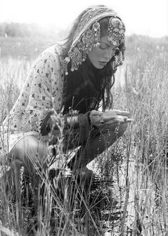 Hippie Pictures, Boho Chique, Mode Hippie, Dream Symbols, Estilo Hippie, Hippy Chic, Paris Mode, Foto Tips, Mode Boho