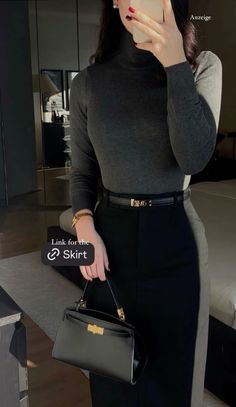 Mom Daughter Outfits, Mode Abaya, Modest Dresses Casual, Casual Day Outfits, Stylish Work Outfits, Casual Chic Outfit, Looks Chic, Professional Outfits