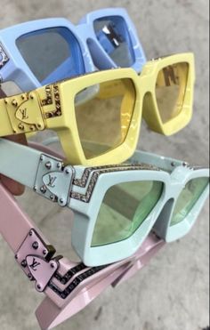 Sunglasses For Your Face Shape, Funky Glasses, Cute Glasses, Fashion Eye Glasses, Trendy Sunglasses