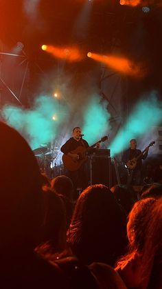 #aesthetic #concert #concertphotography #evening #lights #red #green #orange #guitar #guitarist #people #crowd #singer #vibes Guitar Art, Acoustic Guitar, Guitarist, Guitar, Green