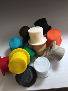 Set of 12 mini top hats Assorted colors , one of each . This is a great price for buying a large quantity! Normally 12 mini top hats would be $72.00 ! Save while you can ! Mini Top Hats, Mini Hats, Funky Hats, Mini Top Hat, Christmas Shows, Top Hats, Mini Top, Felt Hat, Santa Maria