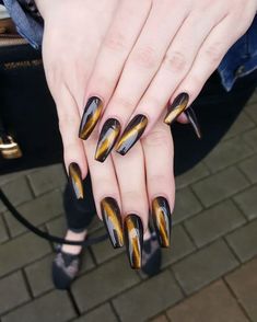 20 Stunning Fall Cat Eye Nail Ideas for 2024: Short, Red, Black, Almond, and Green Designs Eye Nail Art, Classy Nail Designs, Fall Nail Art Designs, Manicure Inspiration, Eye Nails, Black Nail Art, Magnetic Nails, Cat Nails, Cat Eye Nails