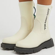 New! Off-White Sponge For Rainy Days Rain Boots White Size 39 9 Us Dd343 Msrp $535 New Without Box-Floor Display-Needs Minor Cleaning-Guaranteed Authenticity No Shoe Box/Bag Detailsproduct Description Off-White Fabric And Rubber Rain Boots With "For Rainy Days" Print. Chunky Flat Heel. 2" Heel; 1.25" Platform Round Toe. Signature Zip Tie At Back. Pull-Tab At Backstay. Sponge Sole Chunky Flats, Off White Shoes, Zip Ties, Winter Rain, Rainy Days, Shoe Box, White Fabrics, Rubber Rain Boots, Rain Boots