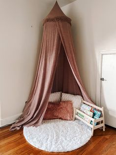 Canopy Tent for Girls Room/Reading Nook - Mamasimplified Diy Canopy Reading Nook, Reading Nook With Canopy, Reading Corner With Canopy, Reading Nook Girls Bedroom, Diy Reading Nook For Adults Small Spaces, Tiny Reading Corner, Toddler Room Reading Corner, Baby Reading Nook, Kid Reading Corner