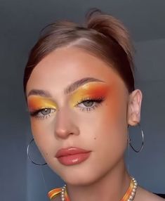 Fire Inspired Eye Makeup, Festival Makeup Colorful, Yellow And Red Makeup Looks, Red Orange Yellow Makeup Looks, Red Orange Eyeshadow, Orange Fruit Makeup, Sunrise Makeup Looks, Orange Rave Makeup, Makeup For Orange Hair